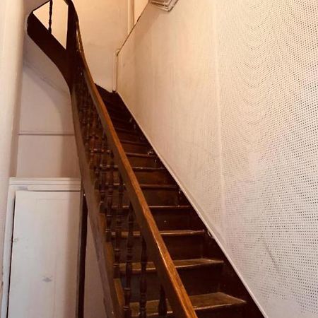 Charmant Logement de 40m2 environ en plein centre ville, dans le cœur historique de Vierzon, dans le Cher Extérieur photo
